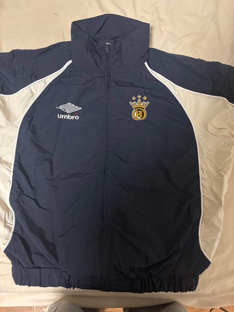 Umbro 9090 ナイロンジャケット ネイビー