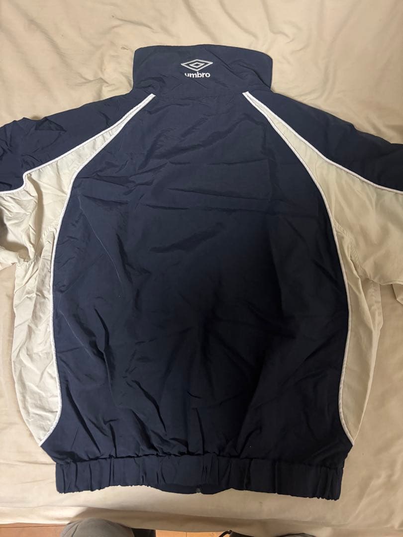 Umbro 9090 ナイロンジャケット ネイビー