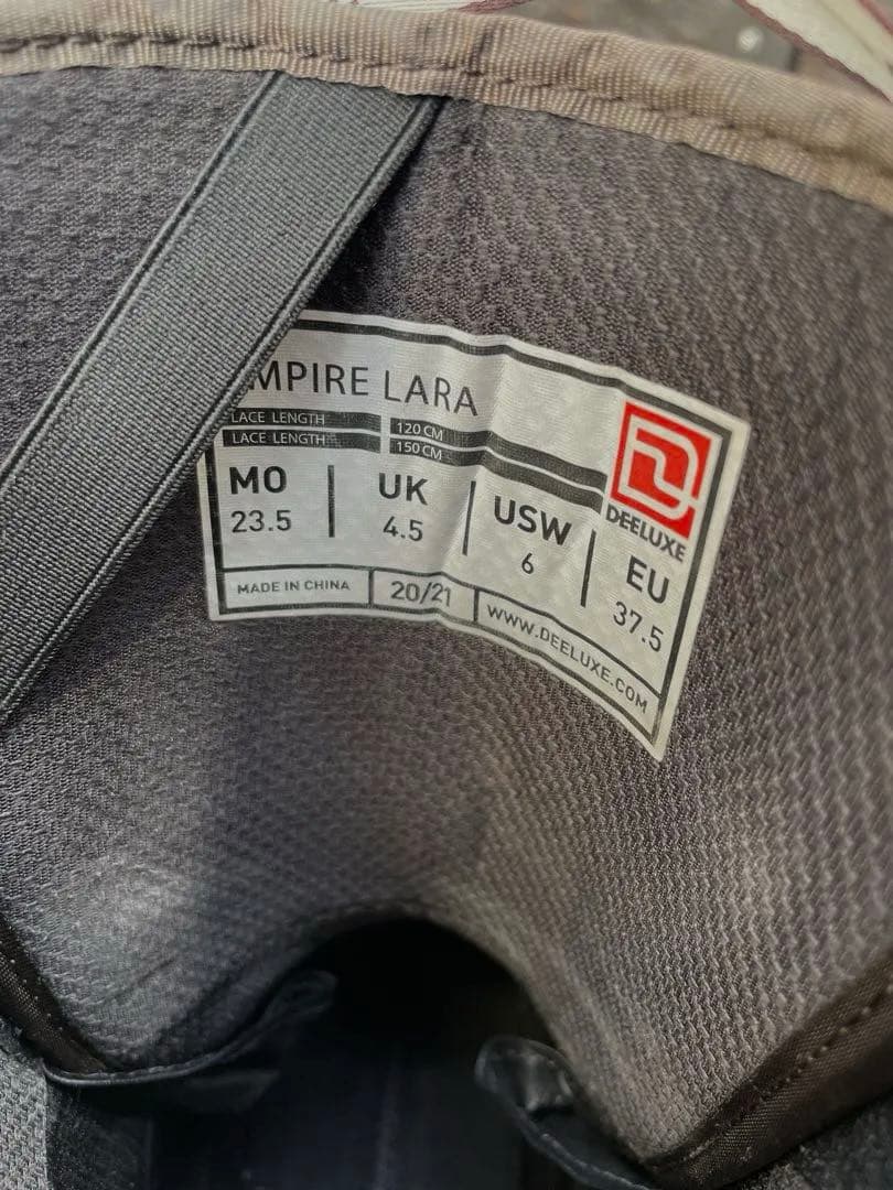 DEELUXE エンパイア　ララ　23.5