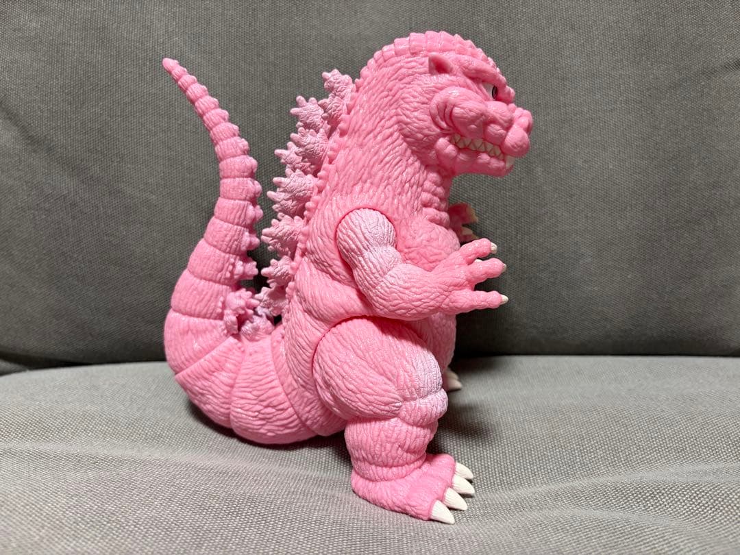 ピンク ゴジラ ソフビ　ファンタジートイズ