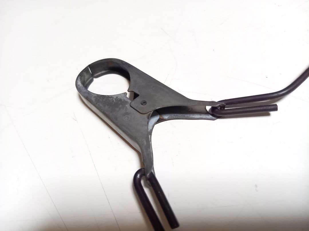 レア　ヴィンテージ　インダストリアル　ワイヤー　クリップ　ハンガー　７本　セット