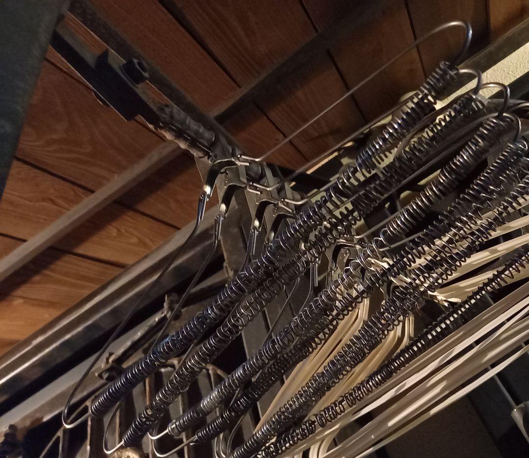 レア　ヴィンテージ　インダストリアル　ワイヤー　クリップ　ハンガー　７本　セット