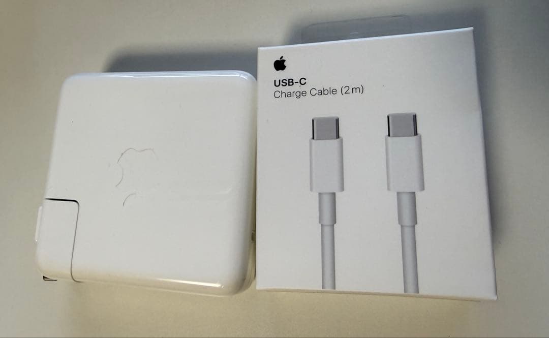 MacBook Pro 13インチ 2020 i7 16GB 512GB