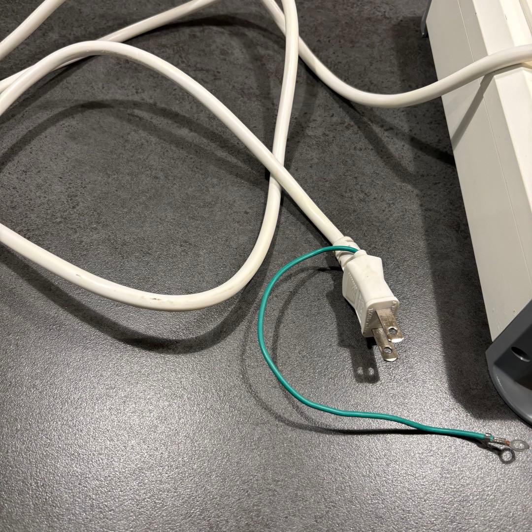 カミハタ　ファンネル2　8000K　水槽用ライト　 ホワイト②