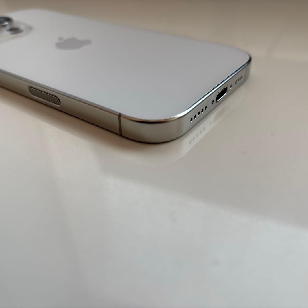 【専用】iPhone16 pro シルバー ホワイトチタニウム 128gb