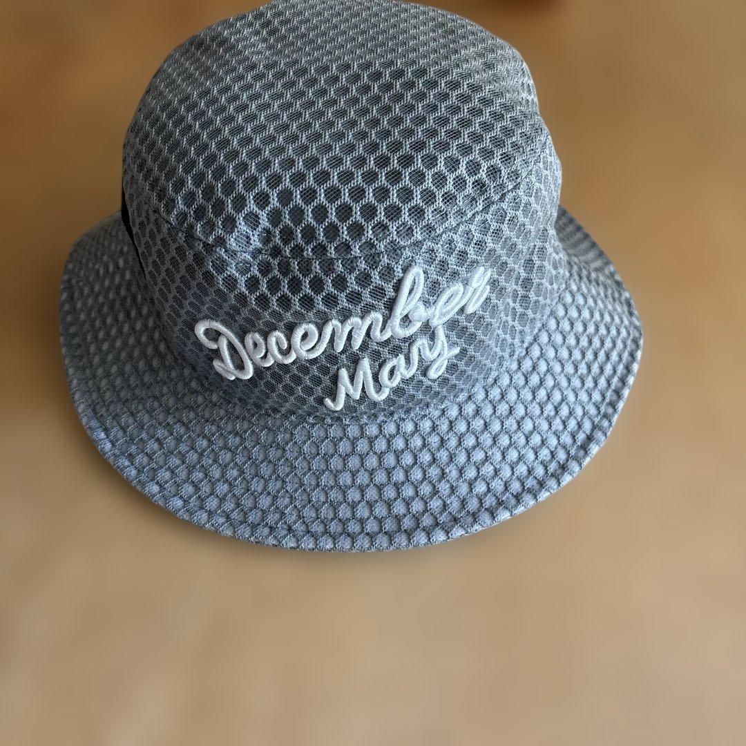 ディッセンバーメイ　メッシュバケットハット　グレー　新品未使用品