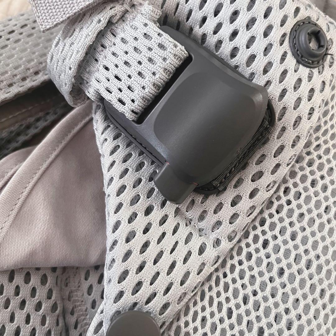 ベビービョルン　ハーモニー　グレー