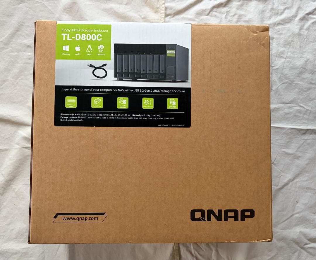 QNAP TL-D800C 8ベイ JBODストレージエンクロージャ