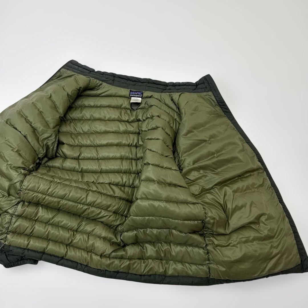 パタゴニアライトダウンジャケット