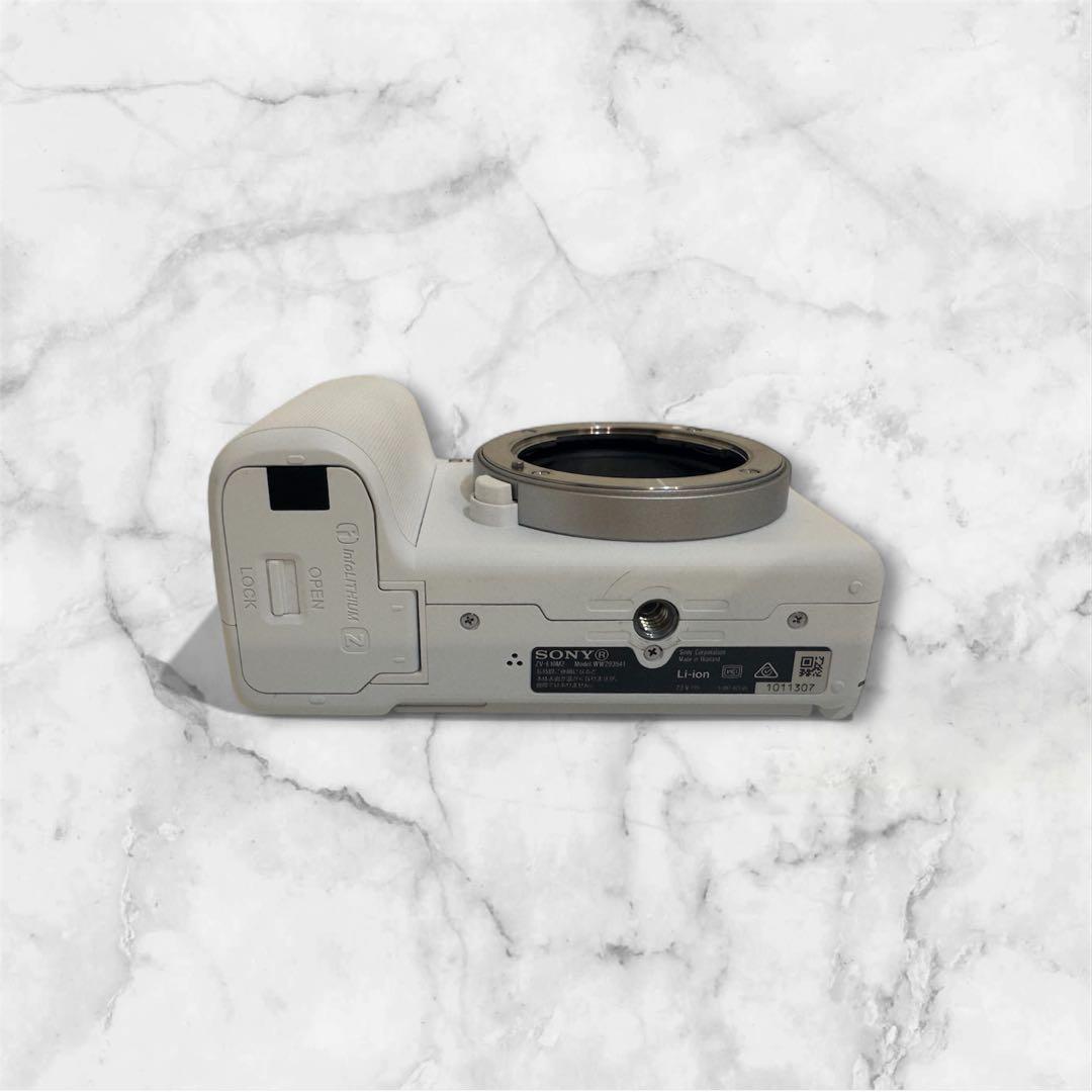 【11/7 19時迄】SONY ZV-E10 II ホワイト 白 レンズ無し