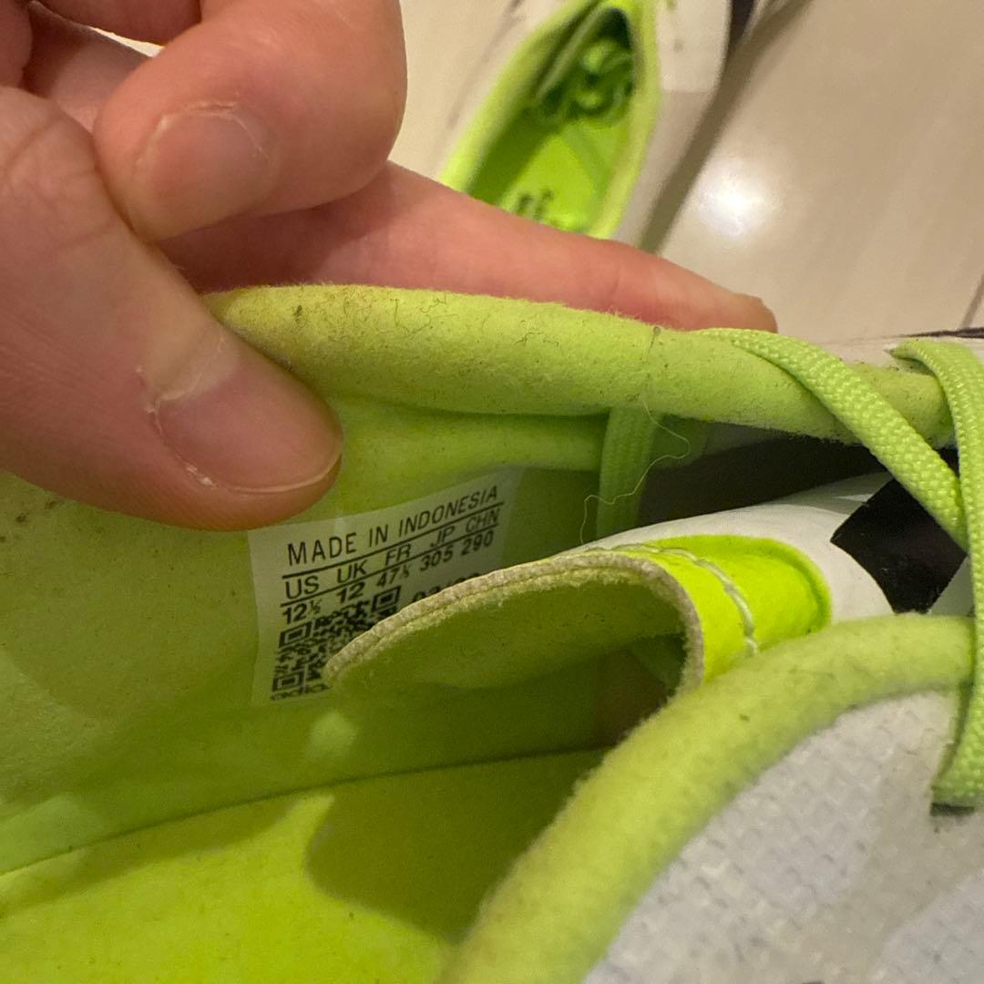 【中野将伍｜東京サントリーサンゴリアス】スパイク（直筆サイン入り）　ラグビー