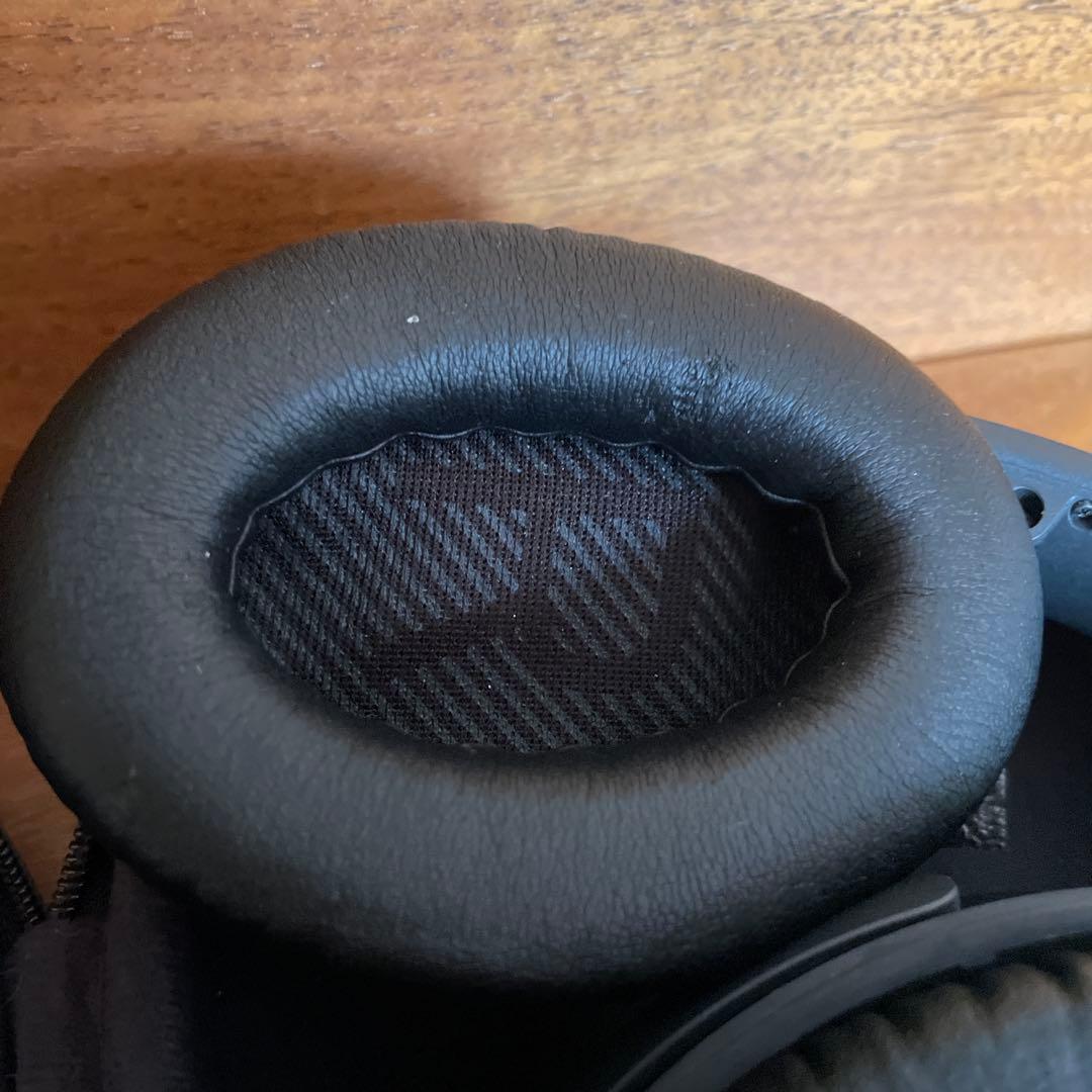 美品 Bose QuietComfort 35 ヘッドホン