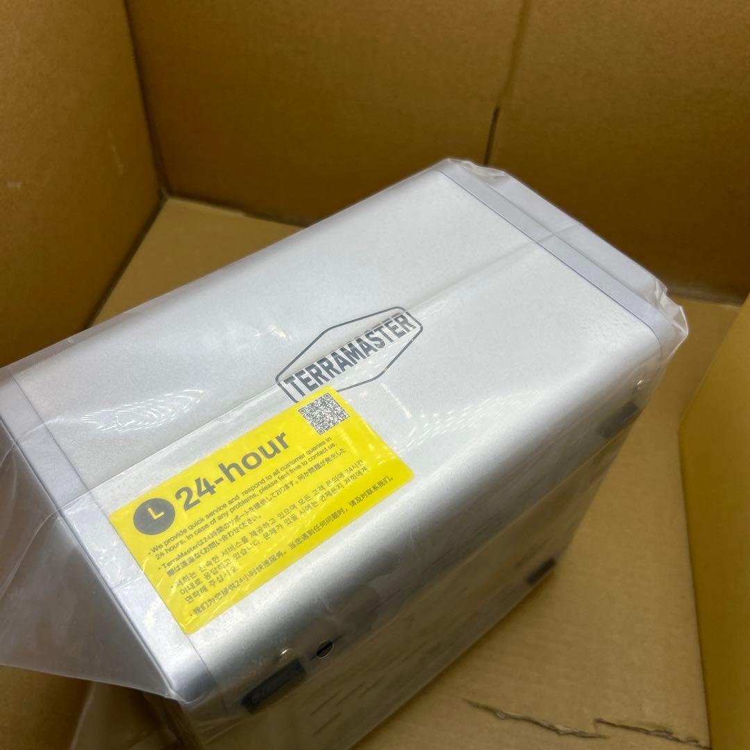 TERRAMASTER テラマスター D5-300C 5ベイH DDケース