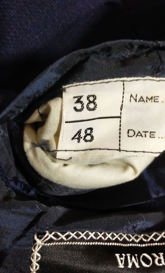 ブリオー二、長期自宅保管品、紺ブレザー、サイズ38（ A5)