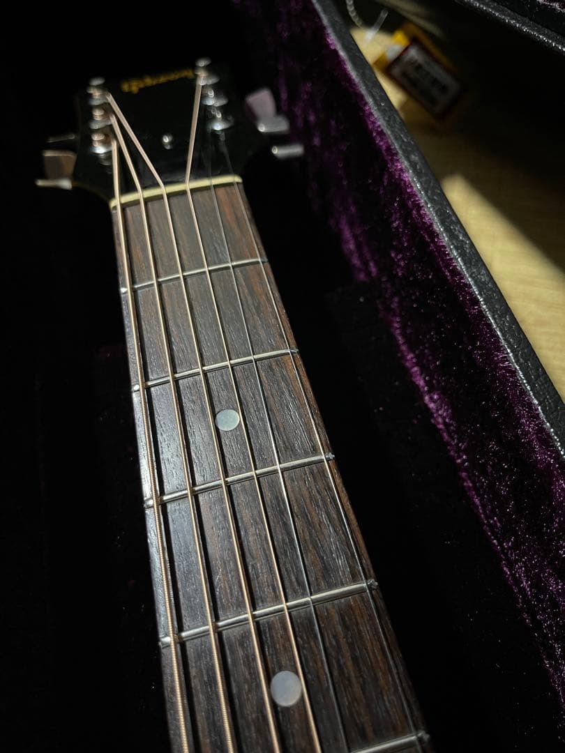 Gibson J-50 deluxe 1970〜1972年製