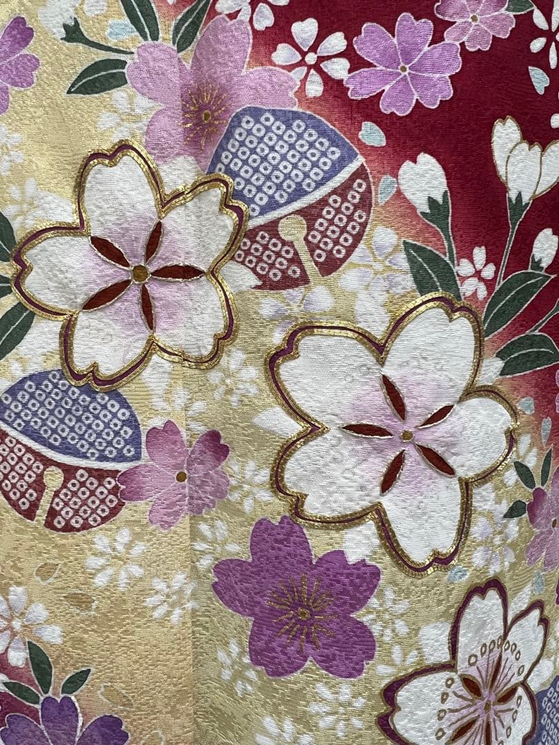 振り袖　フルセット　別誂長襦袢付　成人式　赤　桜　金彩加工　刺繍入り　686