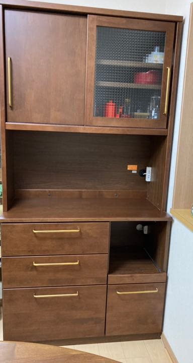美品　リビングハウス　食器棚