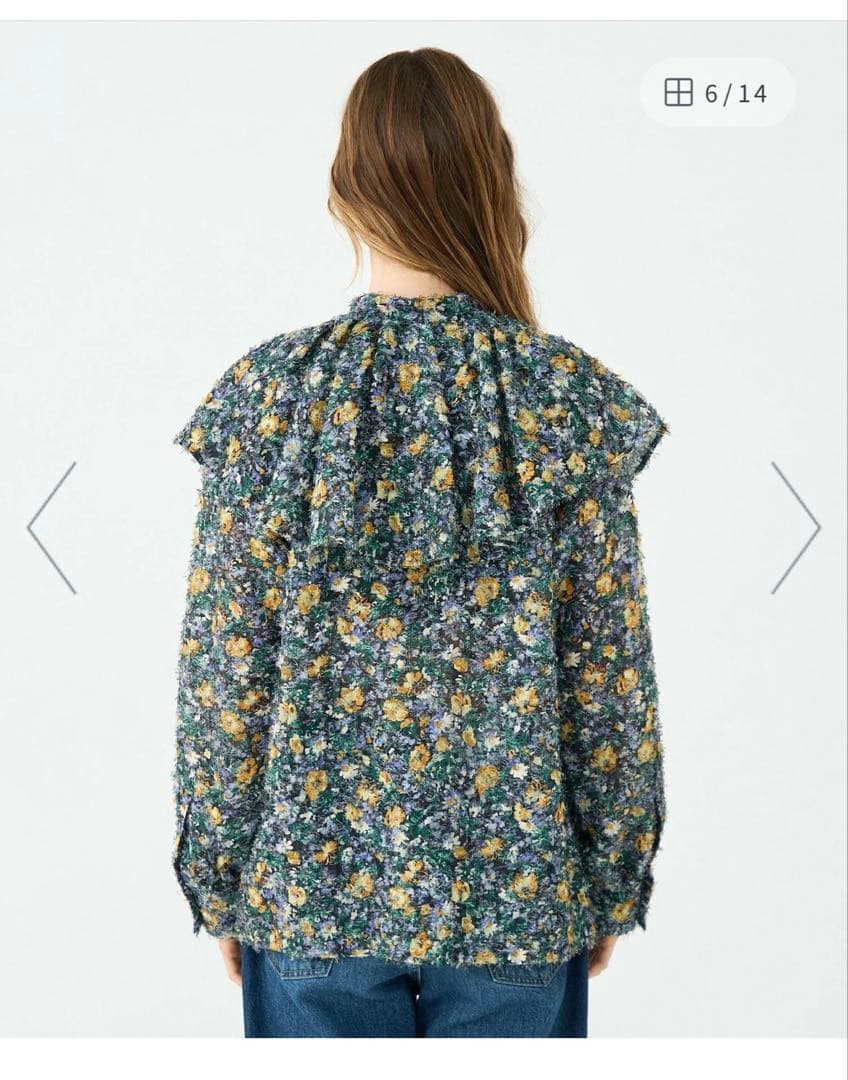 完売品　ラメカットジャカード ワイドカラーブラウス　SOULEIADOO