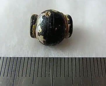 ★P0701★古代ローマ　上質美形　銀化　ガラスビーズ　襟付　金パティナ