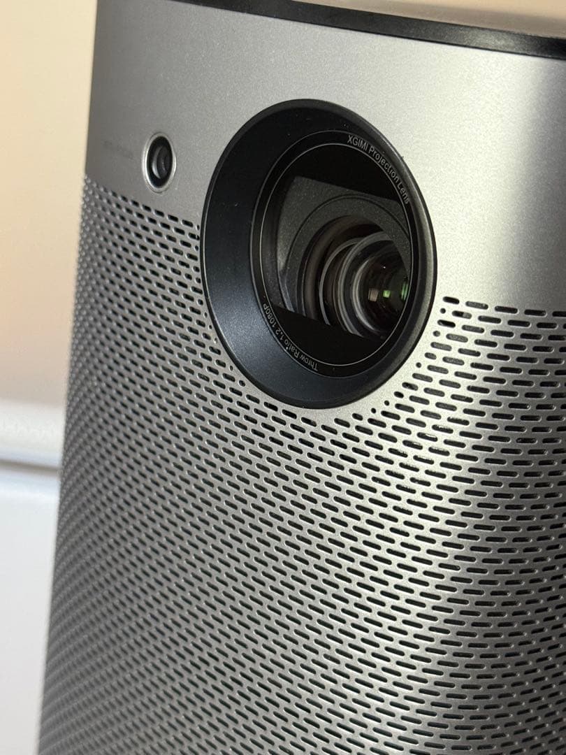XGIMI HALO モバイルプロジェクター