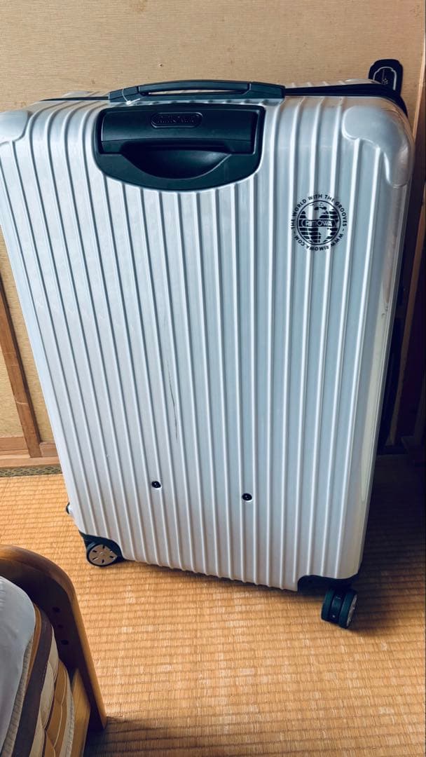 専用RIMOWA ポリカーボネート製スーツケース シルバー 大型