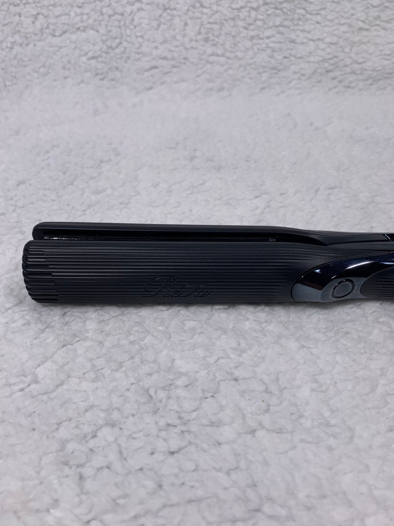 ※保証期間あり※ リファ ストレート アイロン プロ（ブラック）