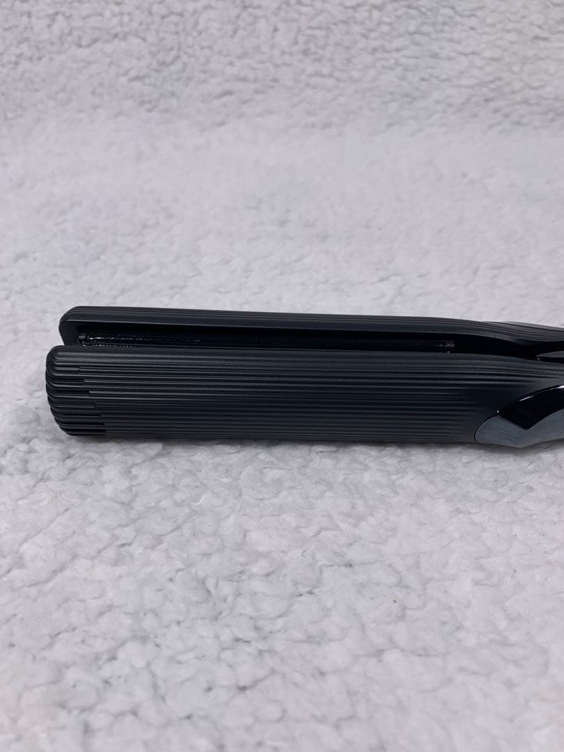 ※保証期間あり※ リファ ストレート アイロン プロ（ブラック）