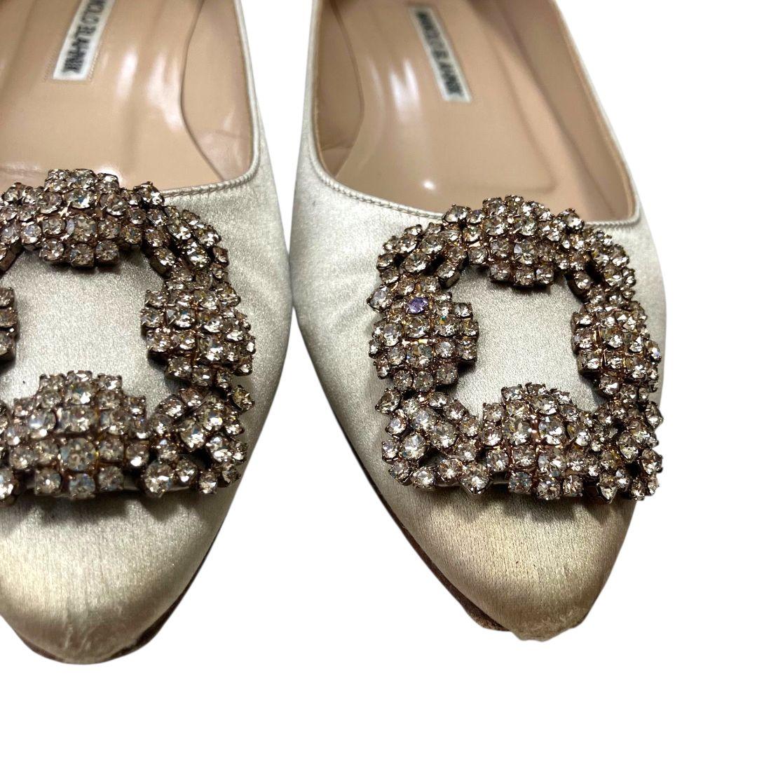 MANOLO BLAHNIK　ハンギシ　フラットパンプス　ベージュ　ゴールド