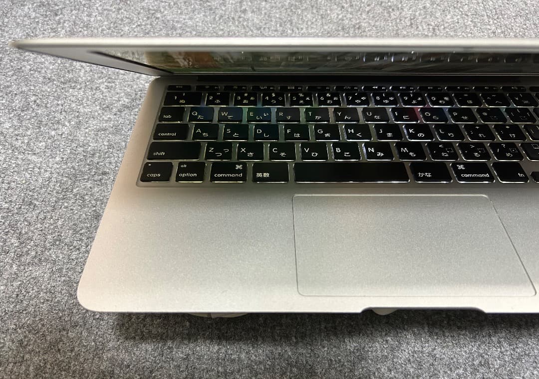 MacBook Air Mid 2013 11インチ Sequoia 完動品