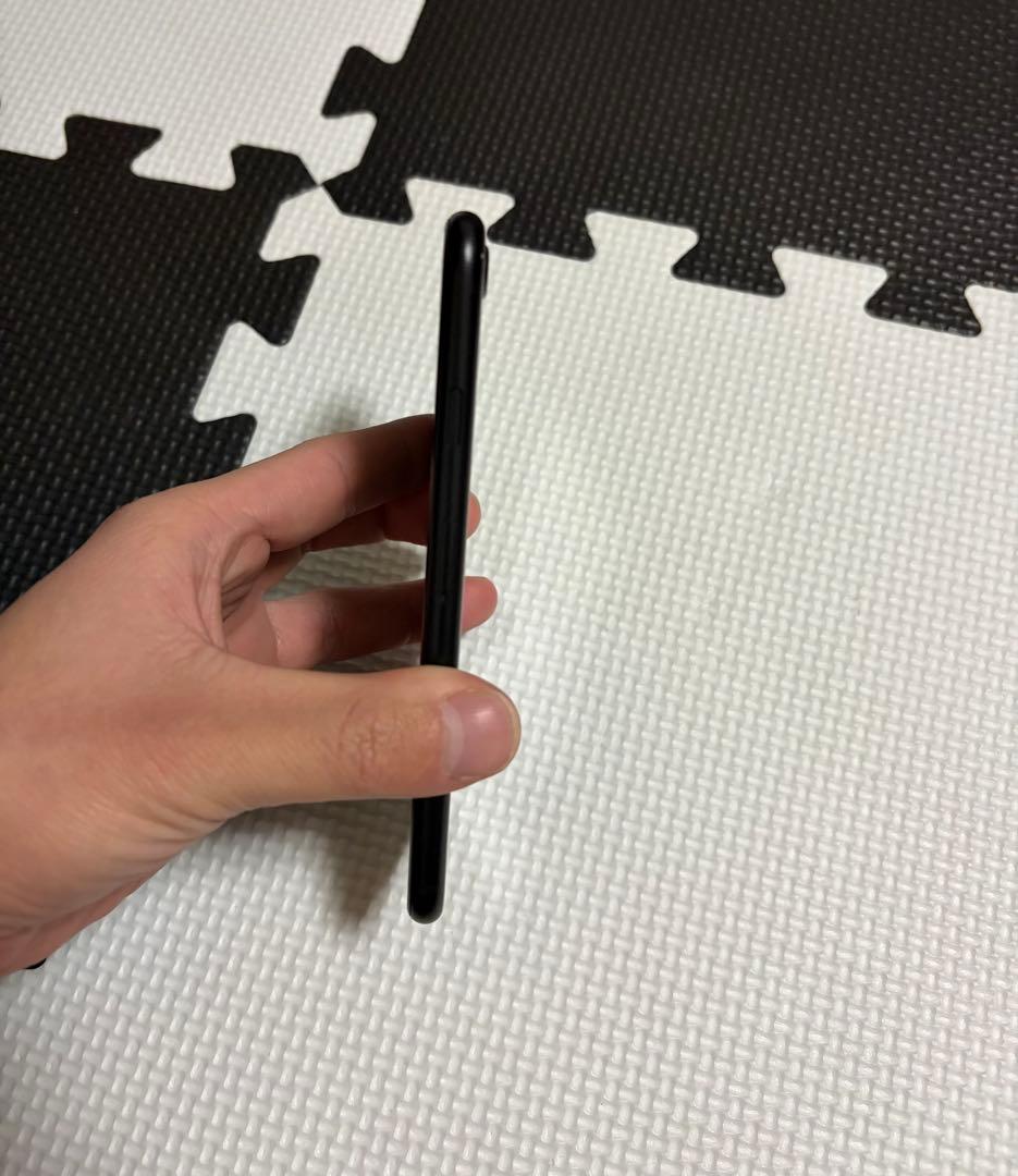 iPhone se 第2世代　本体のみ