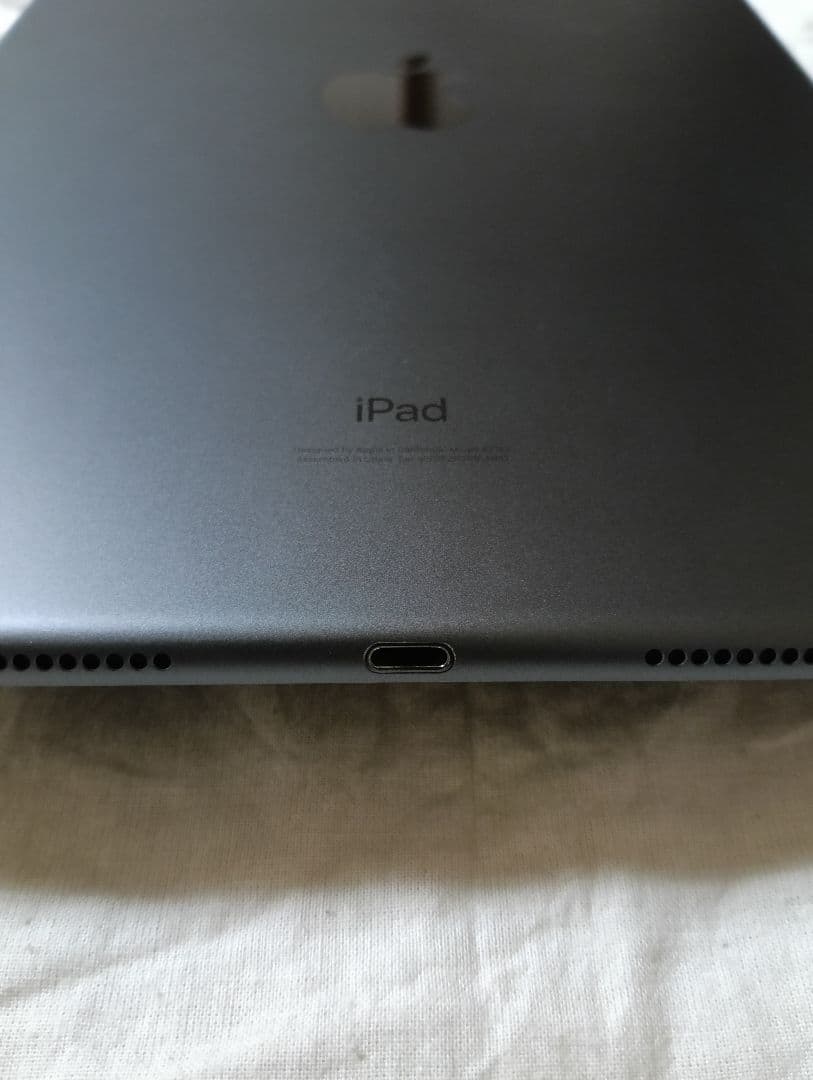 超美品 iPad Air 第3世代 バッテリー81%