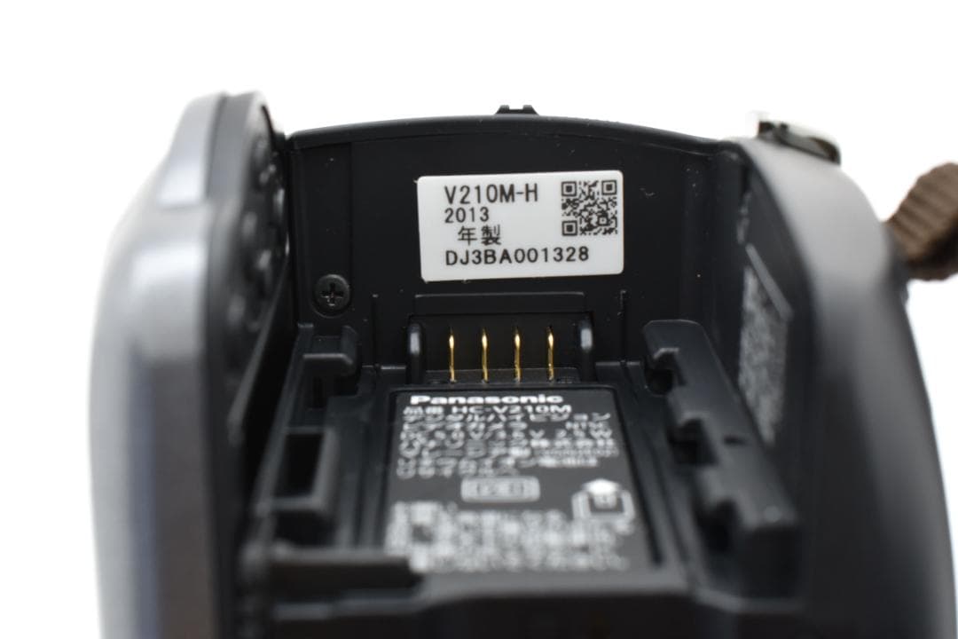 【極美品】Panasonic ビデオカメラ　 HC-V210M グレー　新品級！