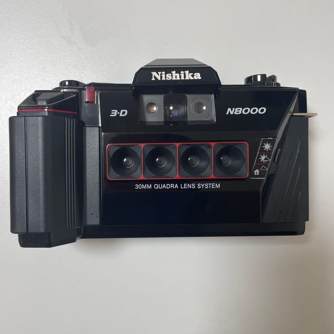 Nishika N8000 3DカメラとTwin Light 3010
