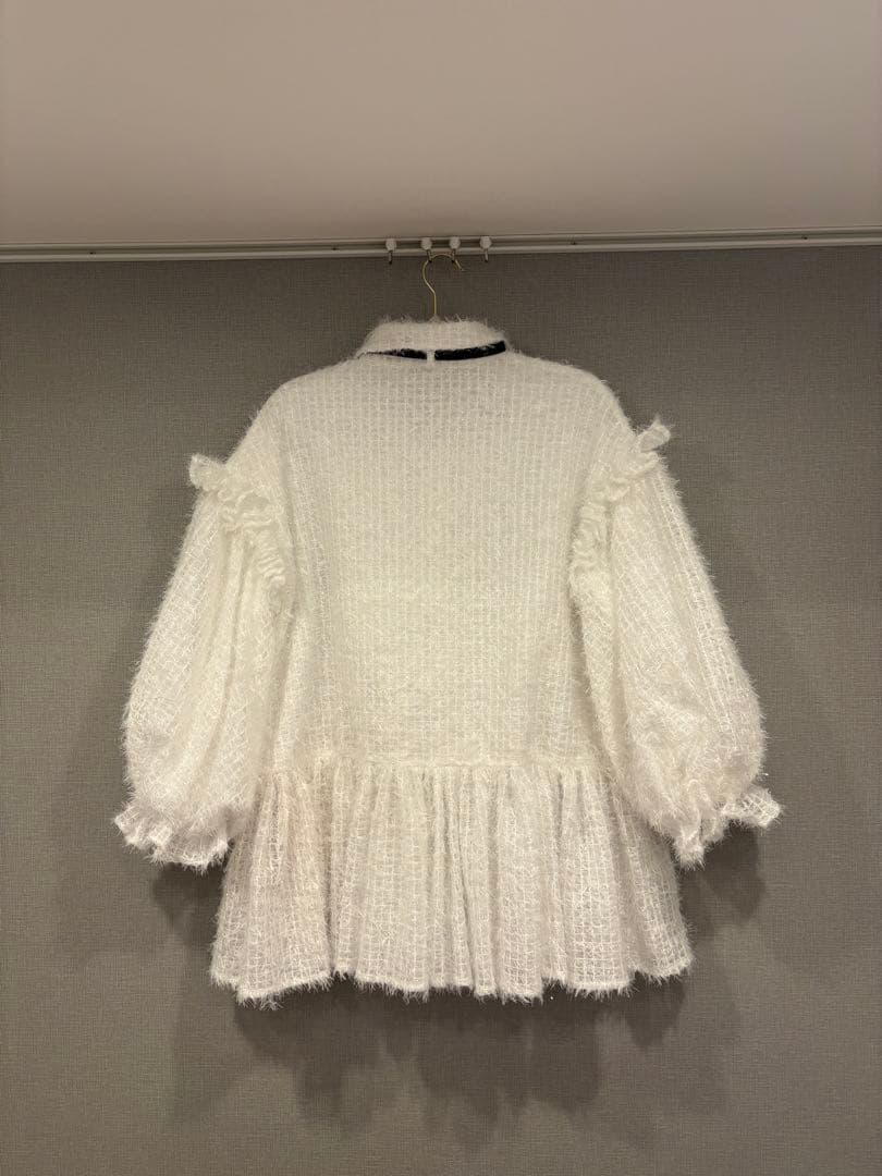 【Rちゃん】Acka fluffy volume blouse
