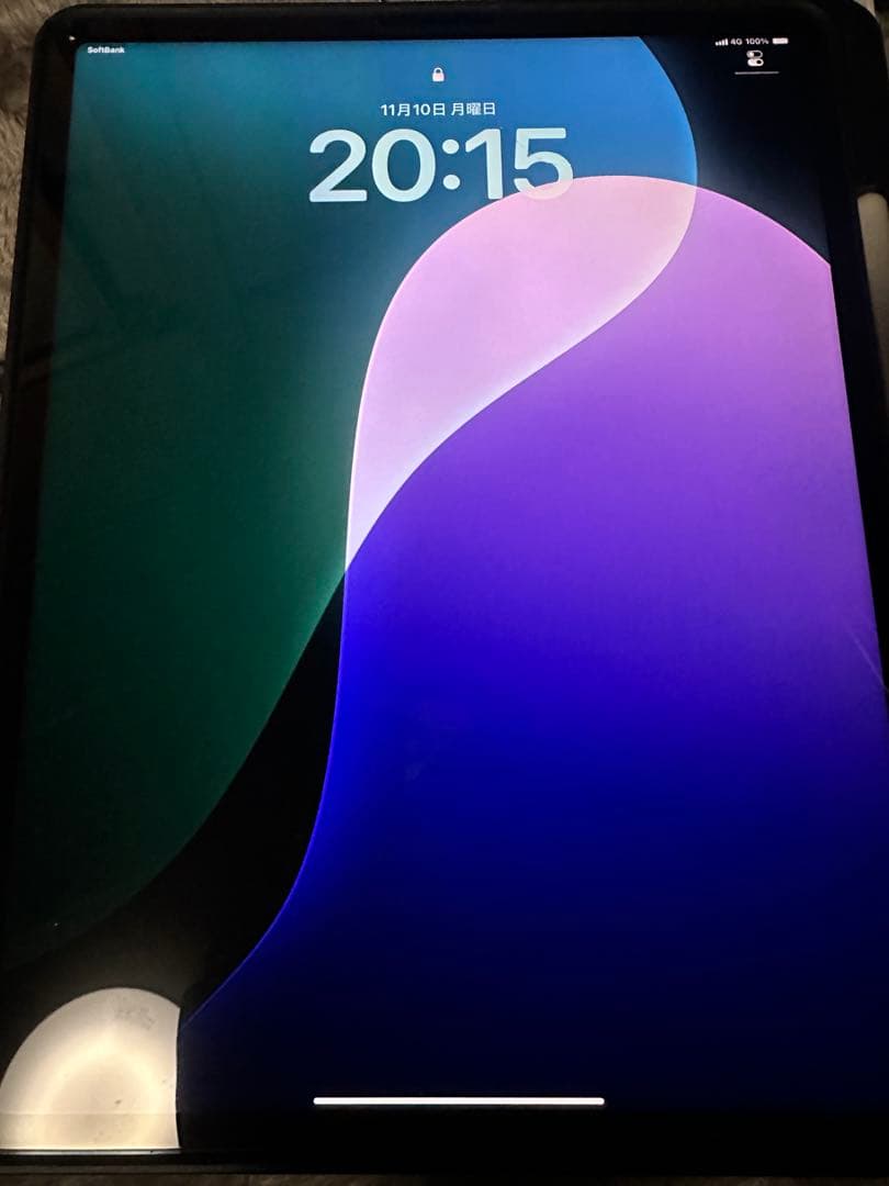 iPad Pro第5世代)スペースグレー + Magic Keyboard