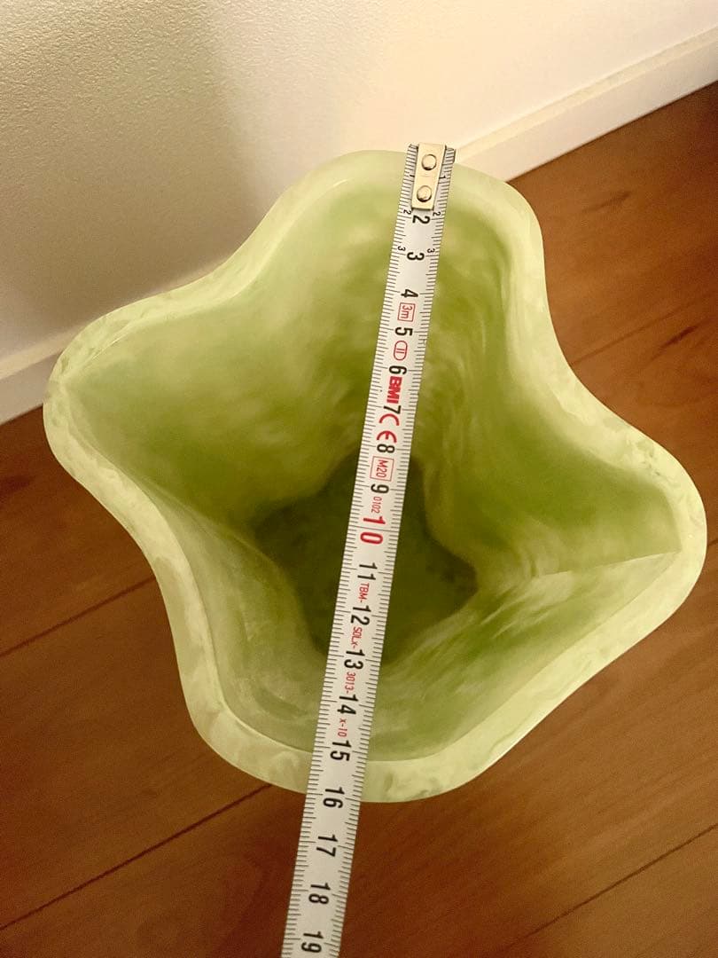 THE CONRAN SHOP 花瓶 ライトグリーン