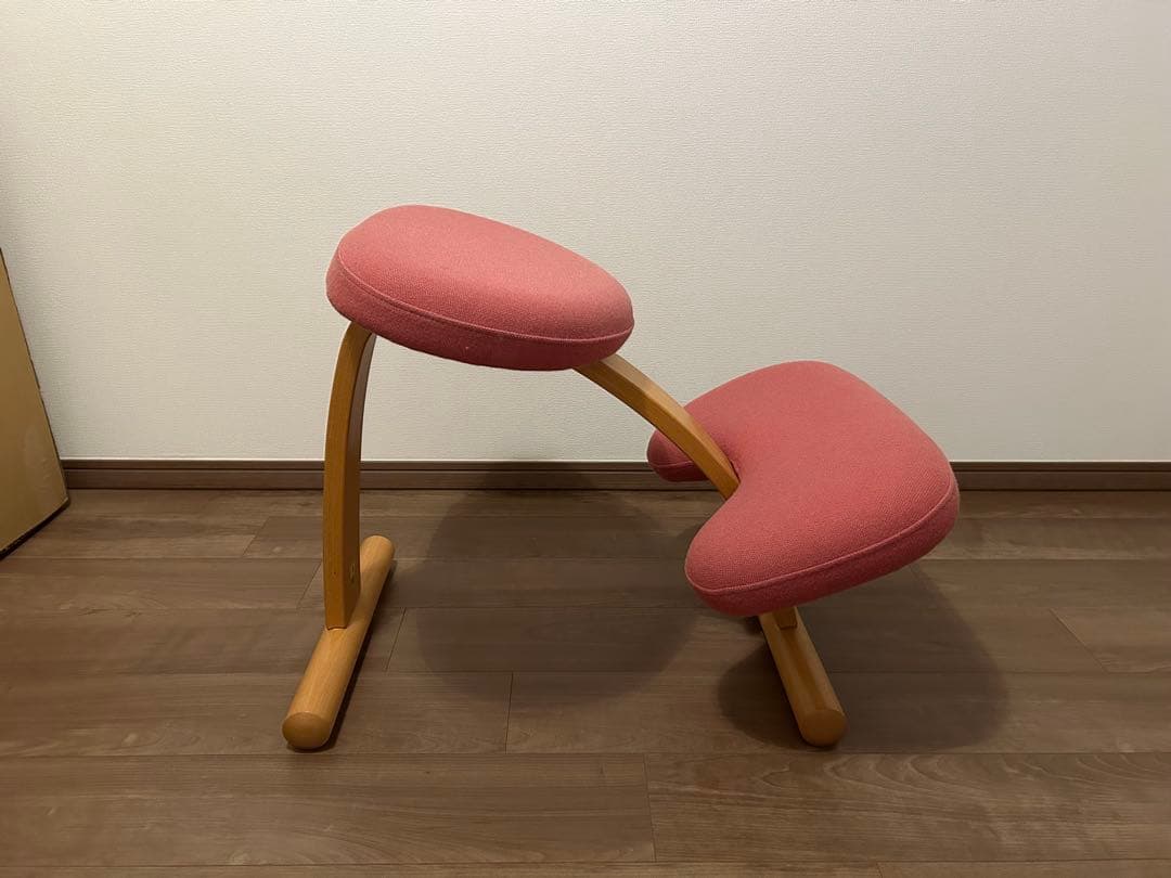 バランスチェア　バランスイージー　RYBO 姿勢矯正　チェア　リボ　椅子