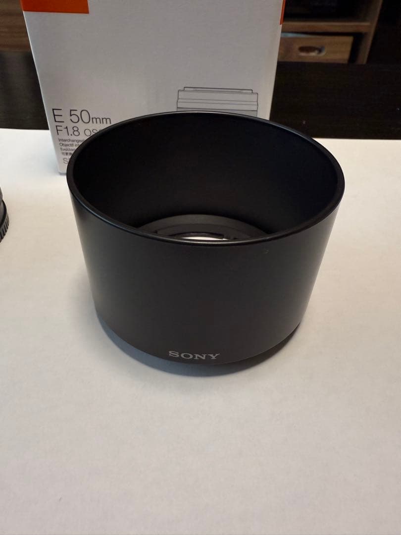 Sony E 50mm F1.8 OSS レンズ