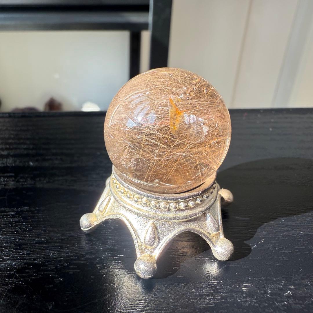 天然石ルチルクォーツのスフィア　丸玉　置物NO.011308