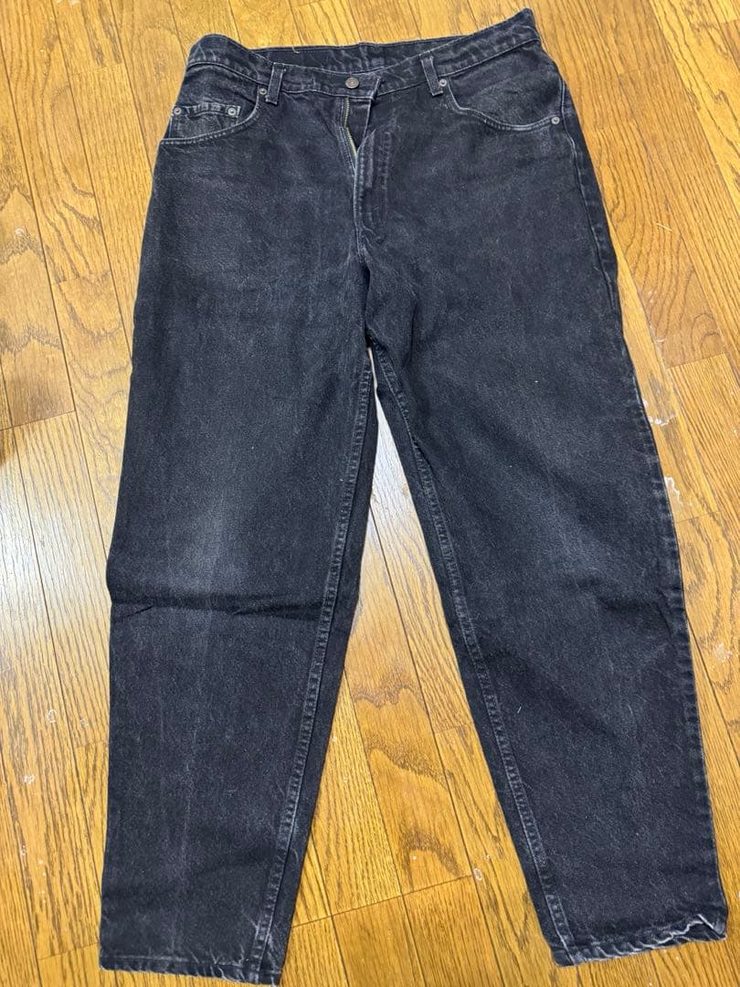 U*D様 ＵＳＡ製　リーバイス　５６０　テーパード　ブラック ジーンズ　W３６