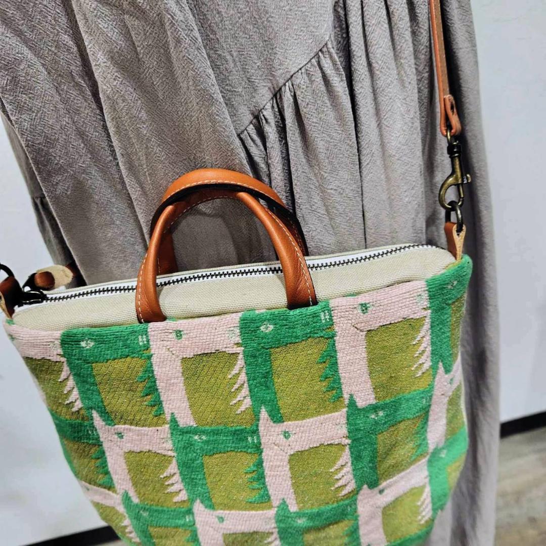 ミナペルホネン/thoroughbredサラブレットネマスタード/ロングミニラウ