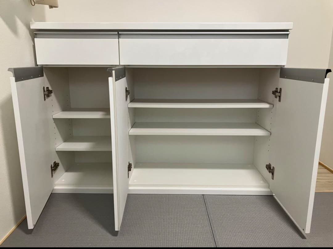 ニトリバーカウンター