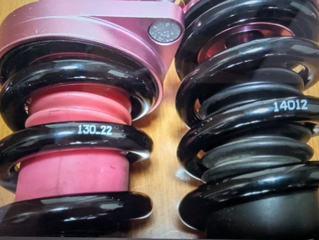 HONDAジェイドFR4,5社外車高調