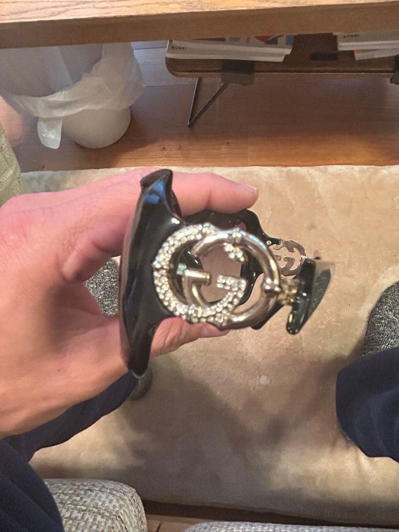 GUCCI ブラックサングラス クリスタル装飾