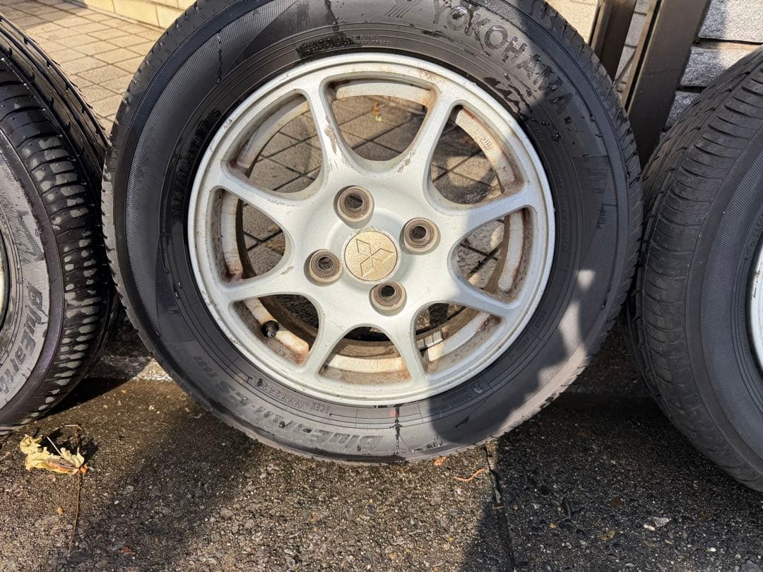 三菱タウンボックス取り外し アルミ165/65R13 ヨコハマ BluEarth