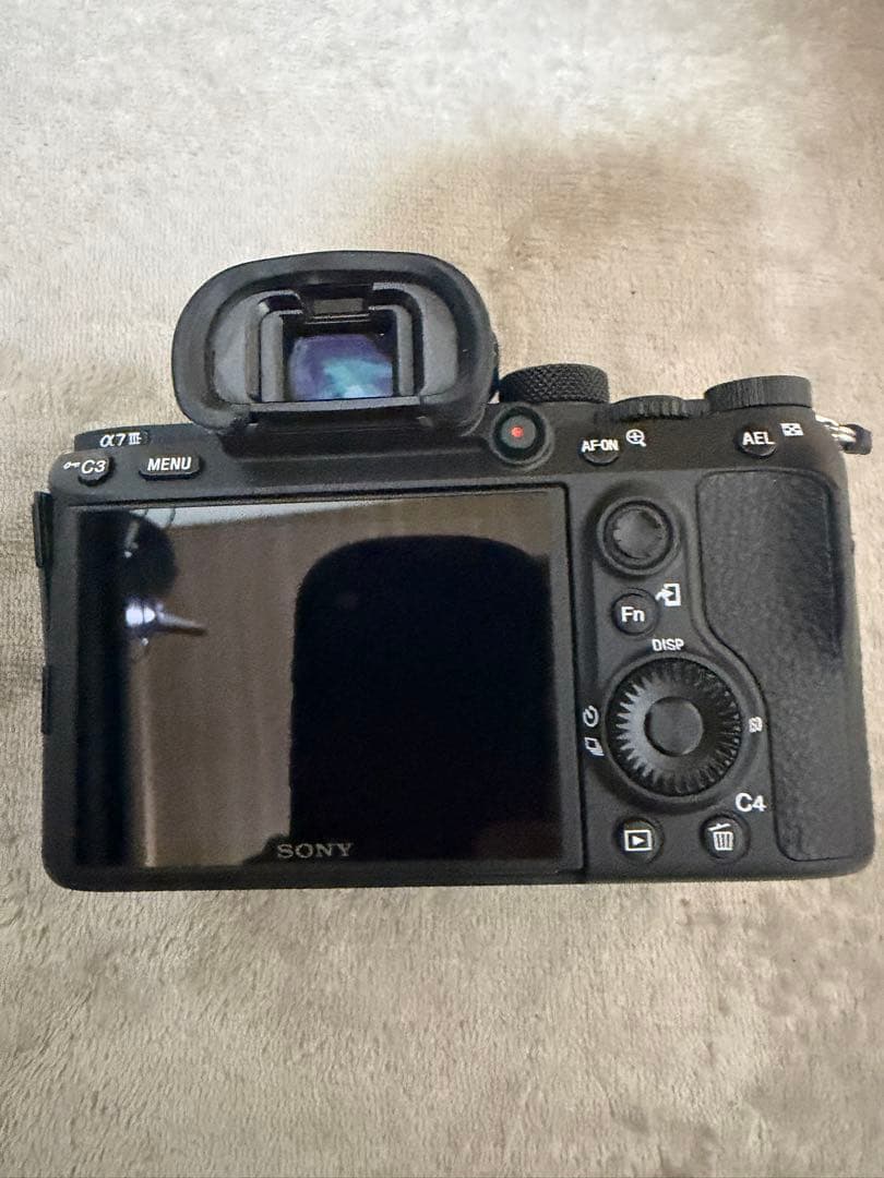 ＊期間限定で割引中＊ SONY α7III ミラーレスカメラ