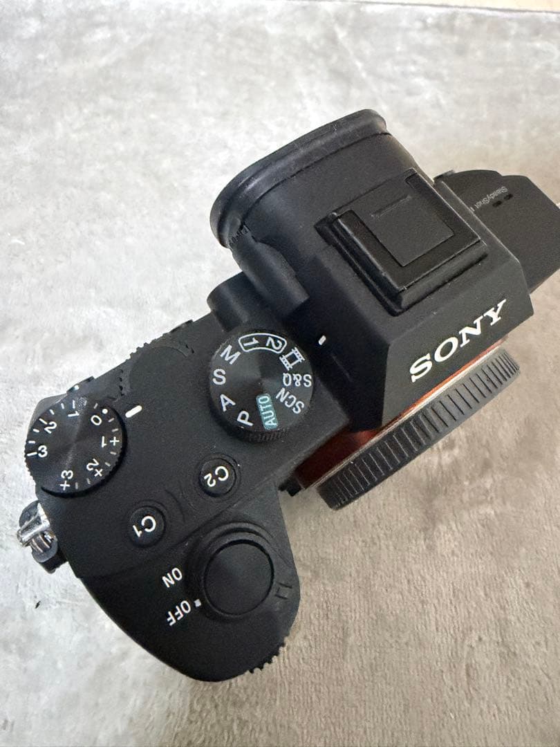 ＊期間限定で割引中＊ SONY α7III ミラーレスカメラ