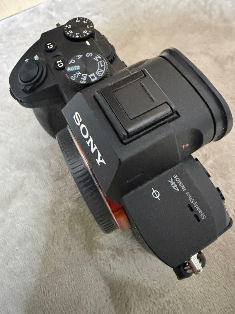 ＊期間限定で割引中＊ SONY α7III ミラーレスカメラ