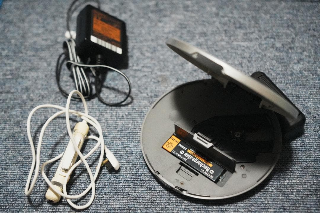 SONY　CD WALKMAN D-NE730　動作確認済み