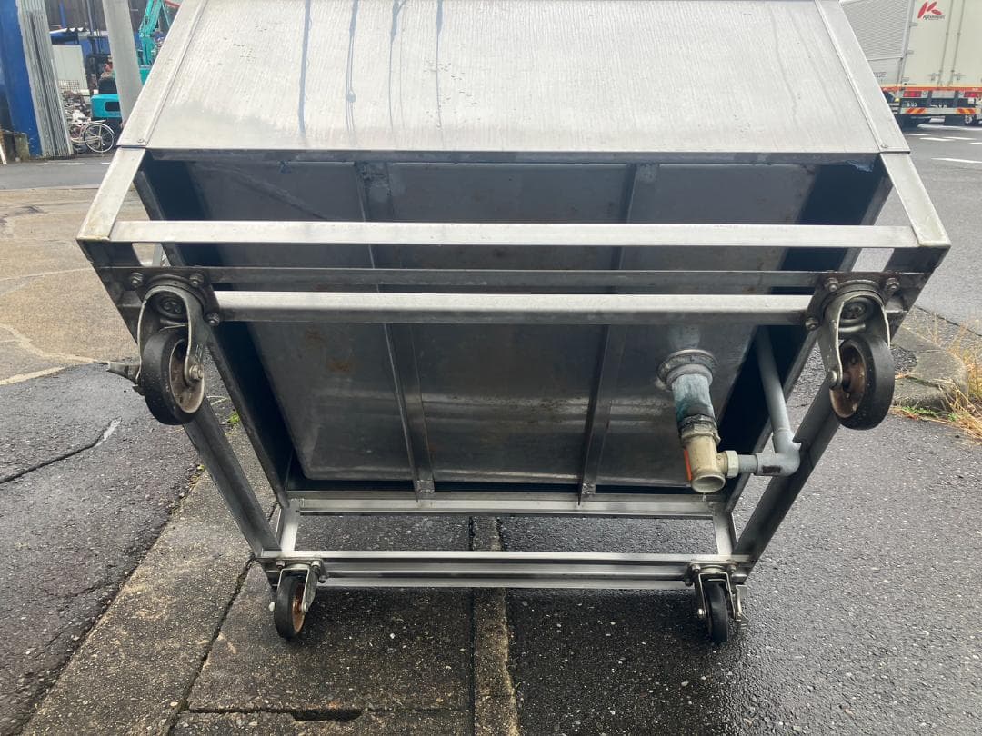 中古 大型 シンク キャスター付 水槽 1100X1100X800 ドッグバス